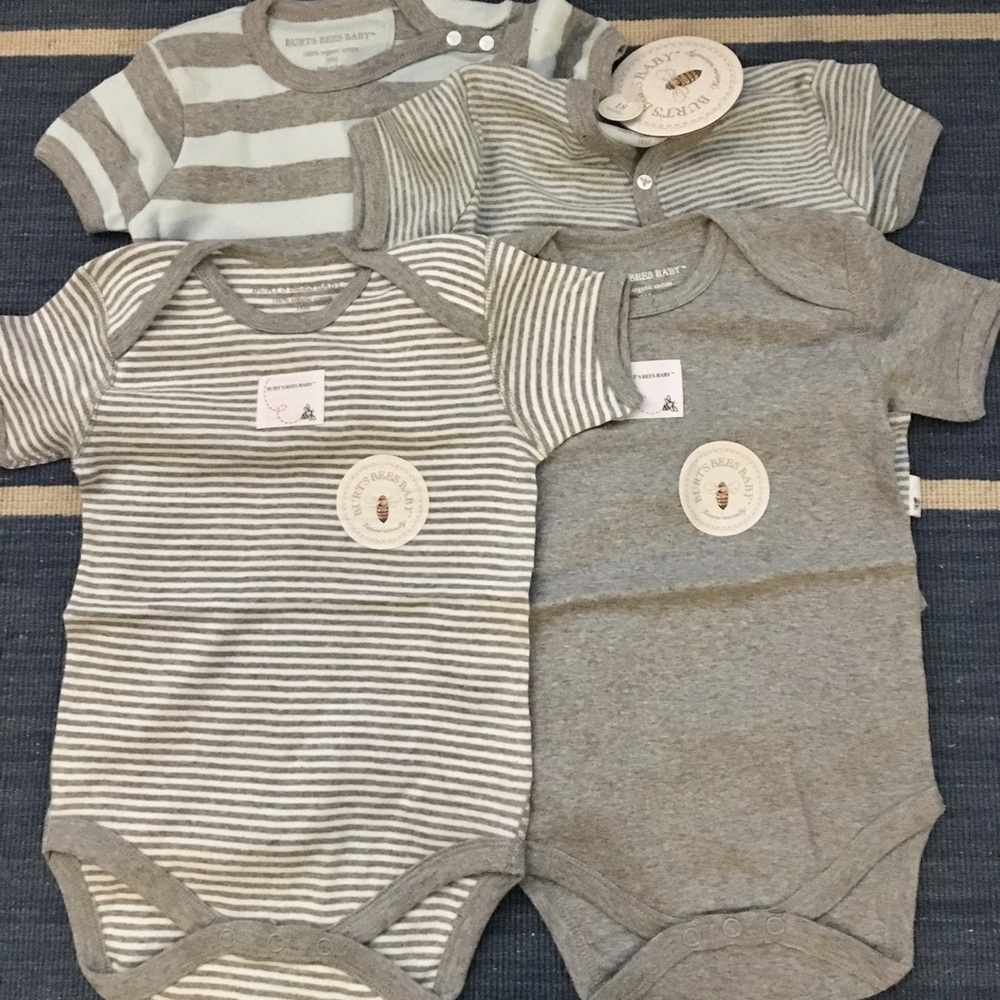 Brand new Burt’s Bees baby organic 18mth onesies
